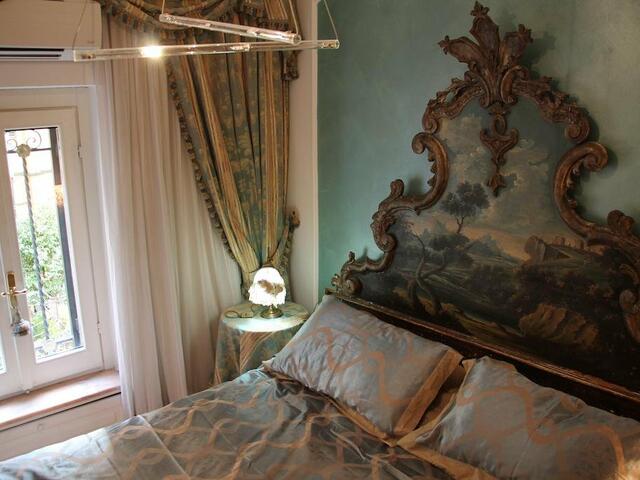 фото D.R.Rome Spanish Luxury Suites изображение №26