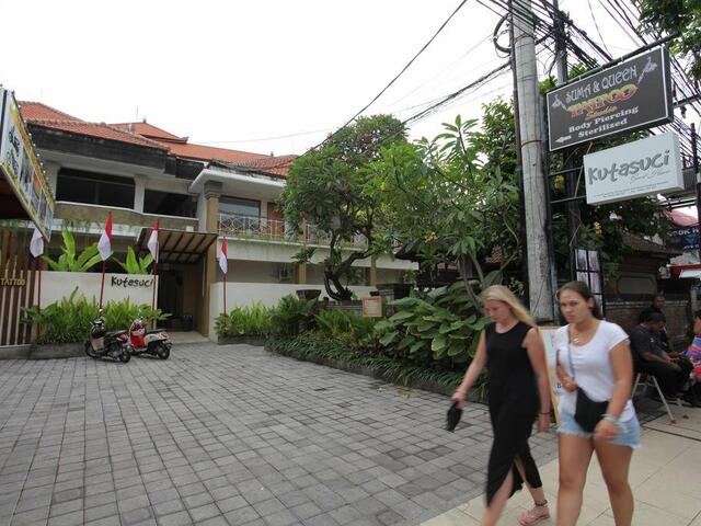 фото Kuta Suci Beach Hotel изображение №6