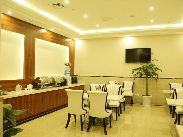 фото отеля GreenTree Alliance SanYa SanyaBay Hedong Road Hotel изображение №13