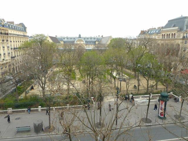 фото отеля Marvellous Sunbathed 3BR at the heart of Paris изображение №5