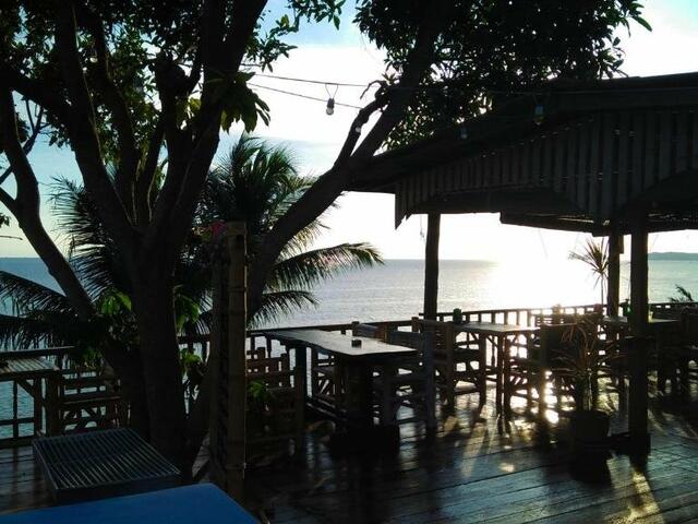 фото отеля Golden Beach Resort Koh Phangan изображение №9