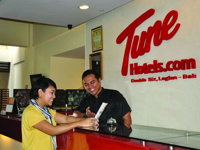 фотографии Tune Hotel: Legian, Bali изображение №16