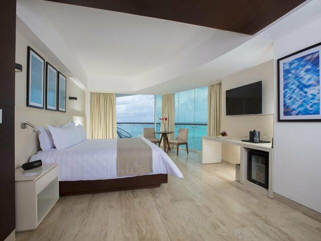 фото отеля Reflect Krystal Grand Cancun изображение №45