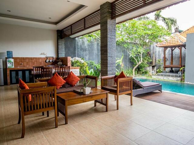 фото The Radiance Bali Villas Seminyak изображение №6