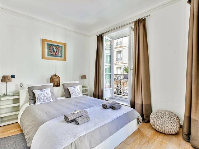 фотографии Luxury and Spacious Appartment in Saint Michel изображение №24