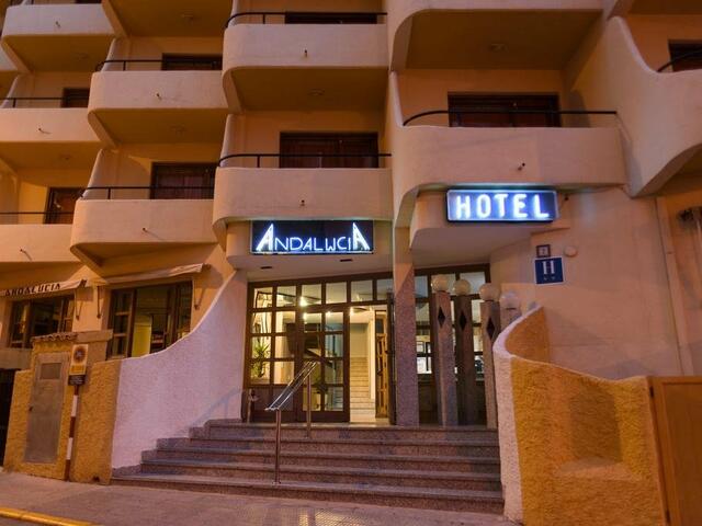 фото Hotel Andalucia изображение №2