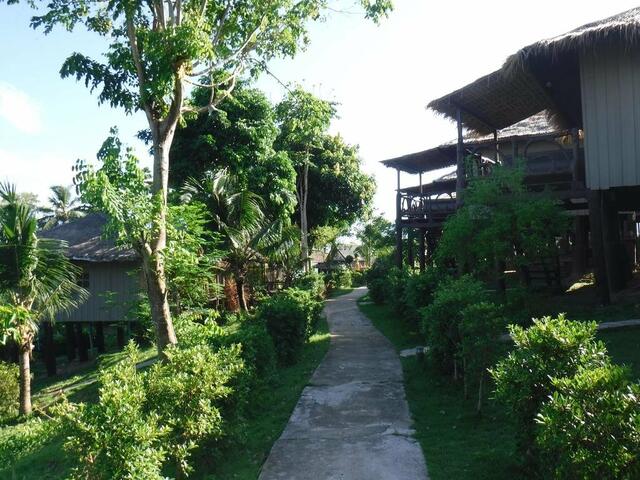 фото отеля HIP Seaview Resort at Phi Phi изображение №9