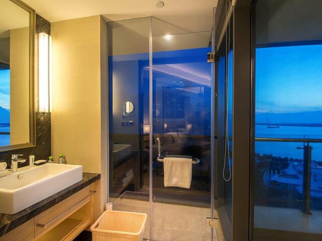 фотографии Holiday Inn : Haikou West Coast изображение №24