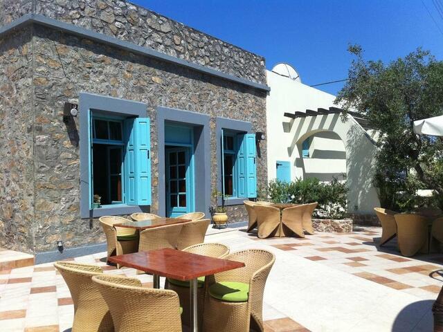фото отеля Hotel Santorini изображение №5