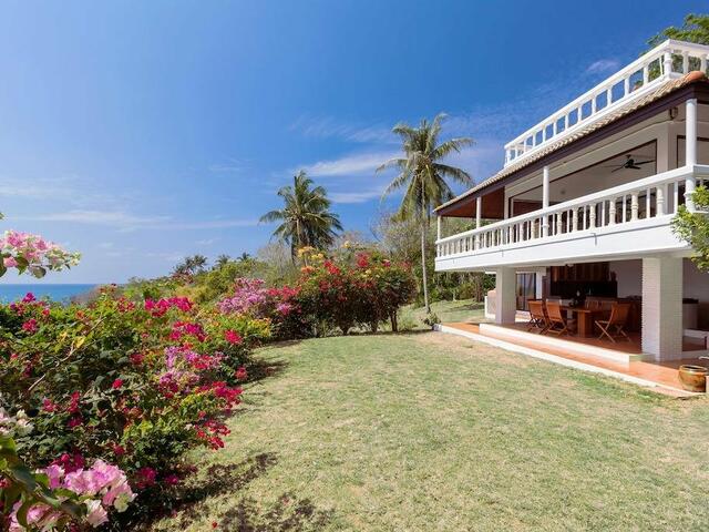 фото отеля Вилла Baan Khunying – Secluded Phuket Beachfront Villa изображение №5