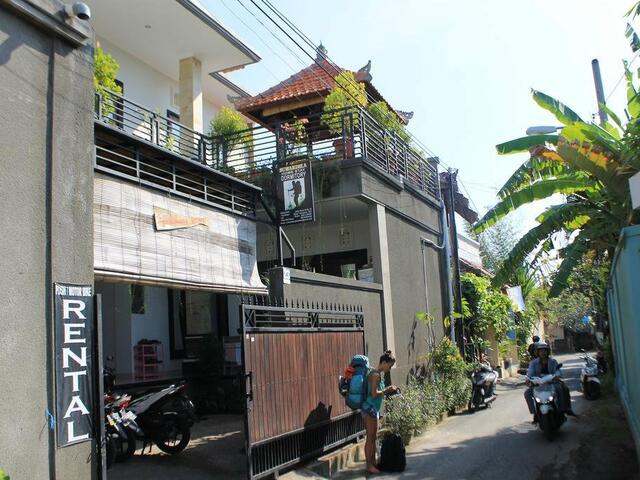 фото Suwardika Homestay and Dormitory - Hostel изображение №6