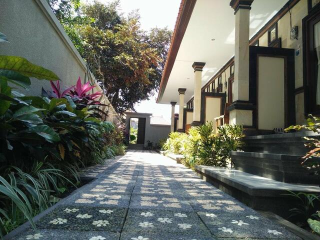 фотографии отеля Taman Bali изображение №7