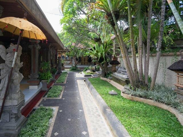 фото отеля Nuaja Balinese Guest House изображение №5