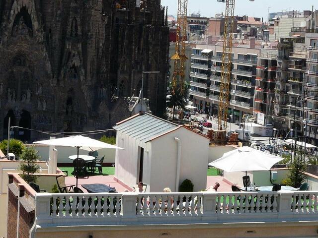 фотографии Gaudi's Nest Apartments изображение №16