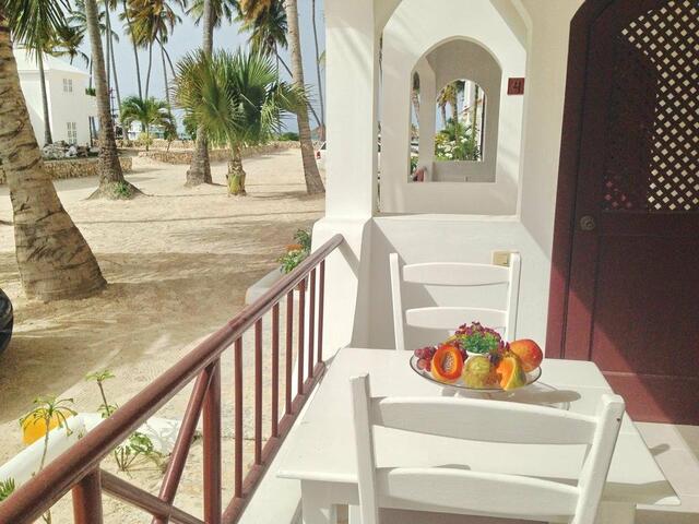 фотографии отеля Hotel Affordable Villas Los Corales Beach изображение №15