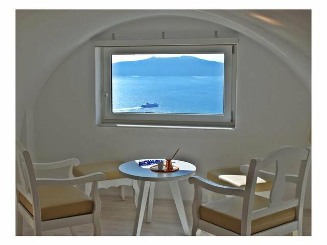фото отеля Reverie Santorini Hotel изображение №29