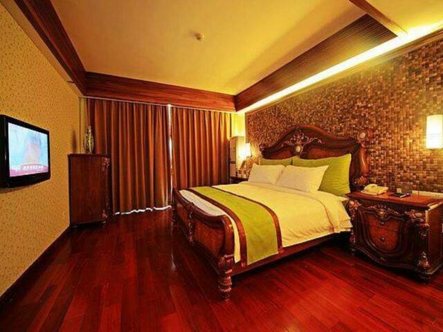 фото отеля Xing Long Old Ban Yan Resort & Spa изображение №1