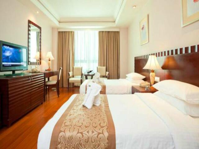 фотографии Sanya Baohong Hotel изображение №16