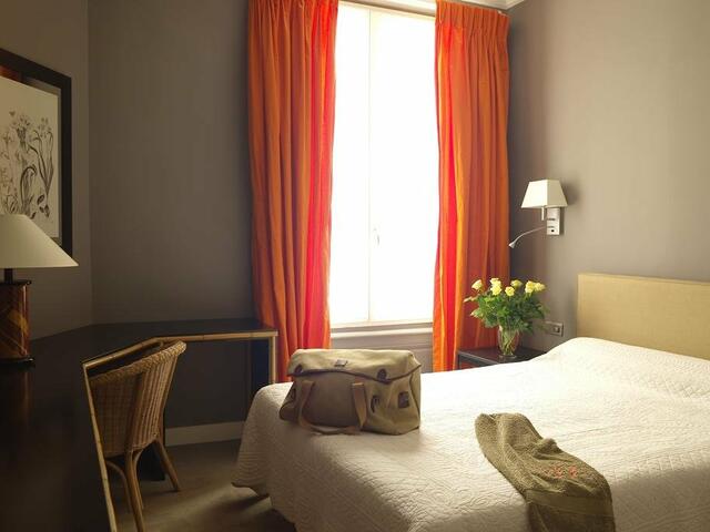 фото отеля Hotel du Danube Saint Germain изображение №25