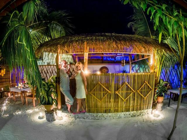 фотографии Equator Beach Inn at Maafushi изображение №4