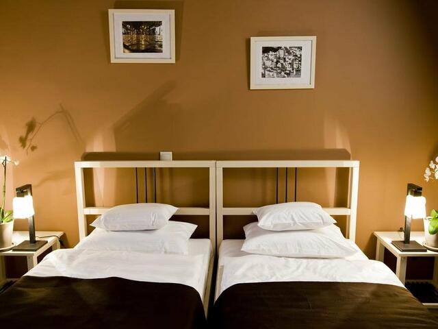 фото Budapest Rooms Bed and Breakfast изображение №10