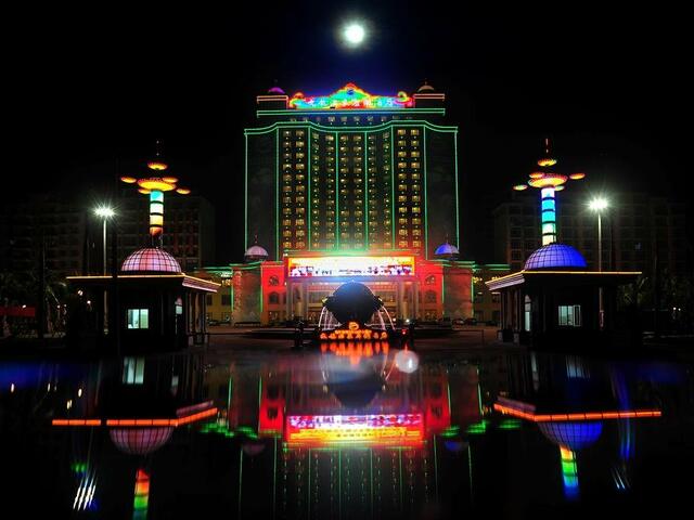 фотографии Jiulong Wenquan Hoilday Hotel изображение №4
