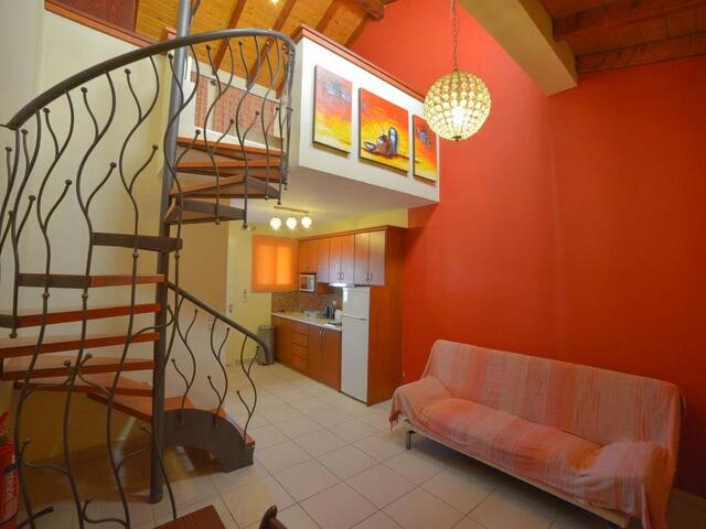 фото отеля Megali Luxuries Apartments изображение №13