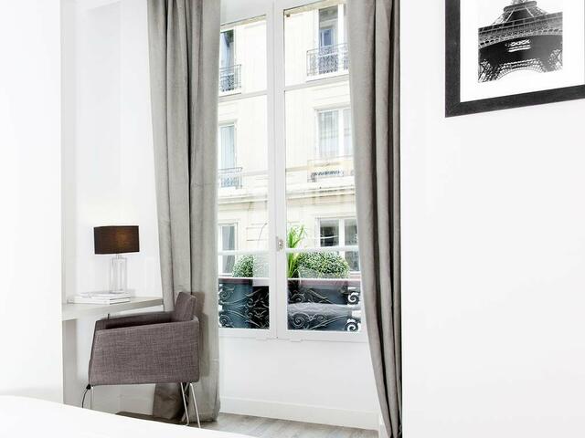 фото отеля The Residence - Luxury 3 Bedroom Paris Center изображение №13