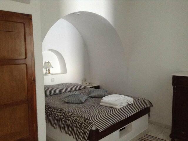 фотографии Nikos Villas Hotel in Oia Santorini изображение №4