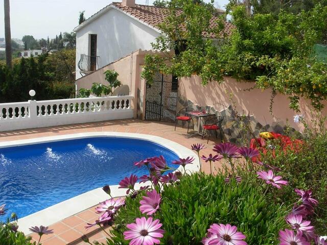 фото отеля Bed and Breakfast Andalusian Summer изображение №9