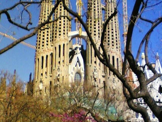 фото Gaudi Views Apartment изображение №2