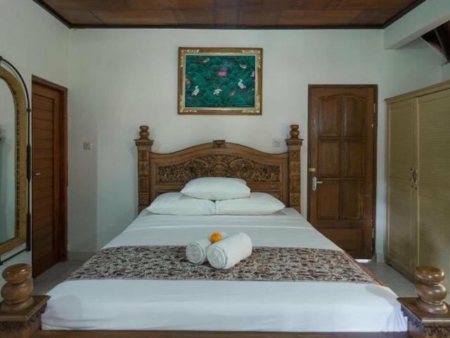 фото Nuaja Balinese Guest House изображение №26