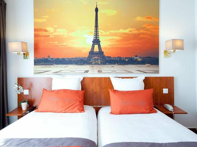 фотографии Alyss Saphir Cambronne Eiffel изображение №24