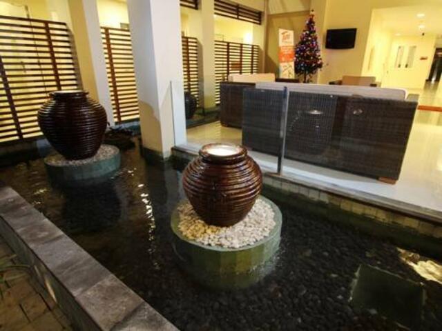фото Tune Hotel: Legian, Bali изображение №2