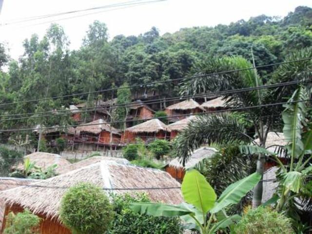 фотографии отеля Bamboo Mountain View Phi Phi Resort изображение №3