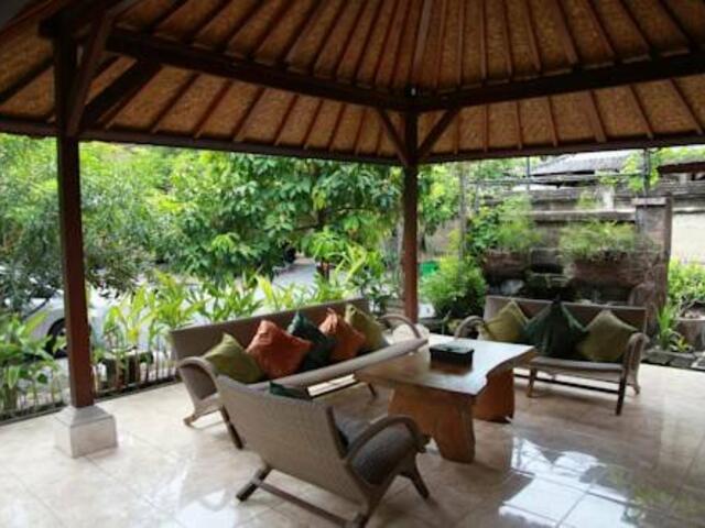 фотографии отеля Gracia Bali Villas & Apartment изображение №3