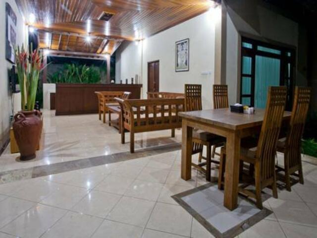 фотографии отеля Gracia Bali Villas & Apartment изображение №19