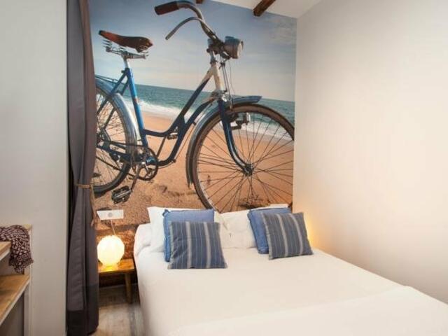 фото отеля The Bicycle Apartments изображение №9