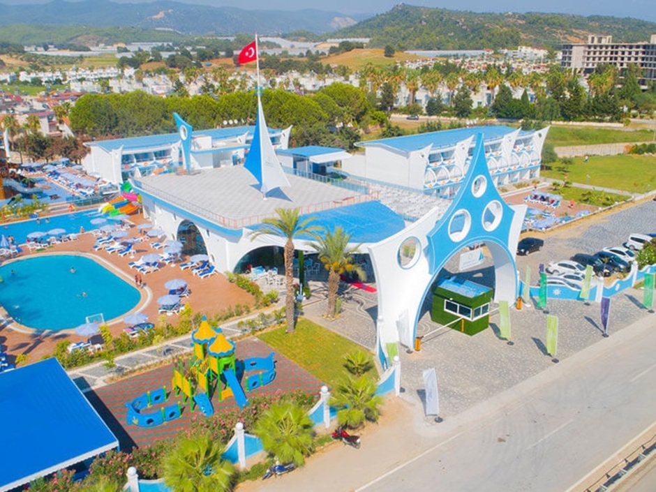 Отель marine family club beach hotel