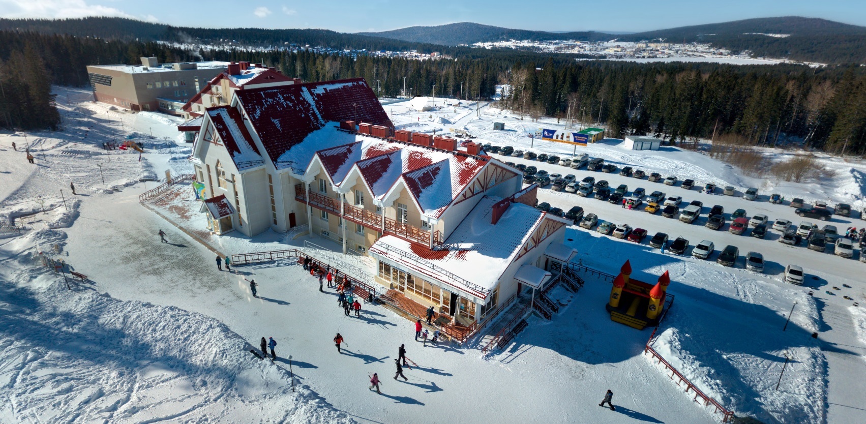 Отель Гора Белая (Gora Belaya) Гостиничный комп (Нижний Тагил) —  бронирование номеров 2024, цены на туры с перелетом и без, фото гостиницы и  отзывы туристов