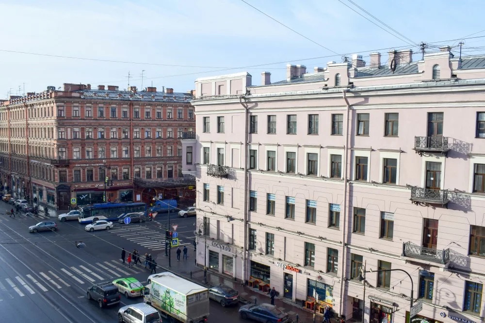 Saint Petersburg, Nevsky avenue house 78 (пр-кт. Литейный, 64). Apartment house