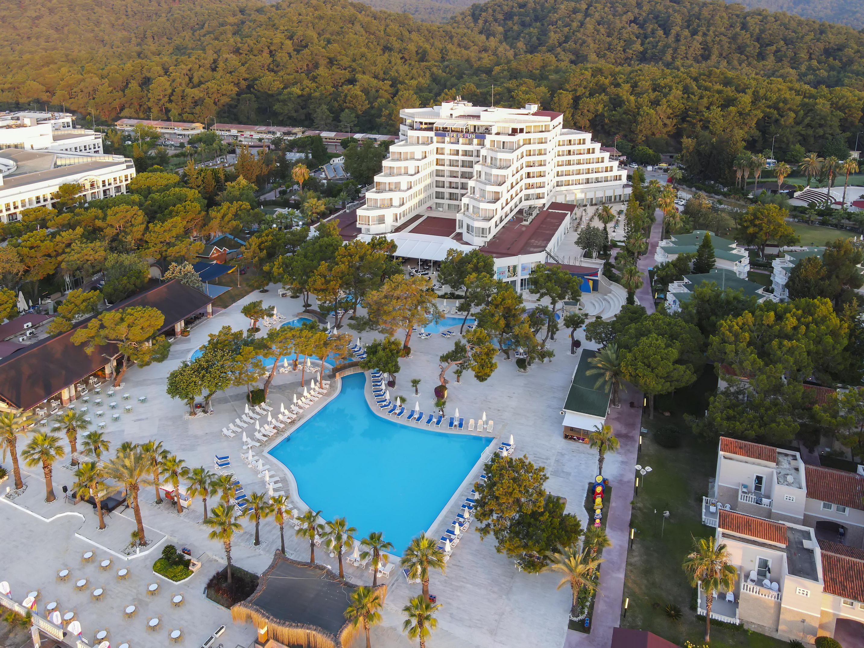 Туры в отель Amara Comfort Kemer 5*, Турция, Кемер: Гейнюк — цены и отзывы  2024 Loxia Comfort Resort; Comfort Beach