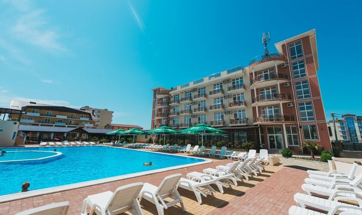 Отель Venera Resort (Венера Резорт) 3* (Витязево) — бронирование номеров  2024, цены на туры с перелетом и без, фото гостиницы и отзывы туристов