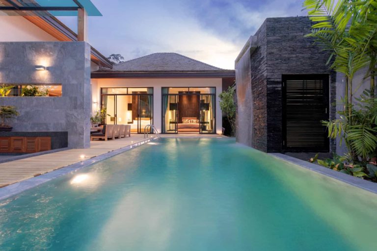 Пхукет аренда виллы с бассейном. The 8 Pool Villa. Вилла с бассейном Пхукет. Недвижимость на Пхукете. Камала Пхукет недвижимость